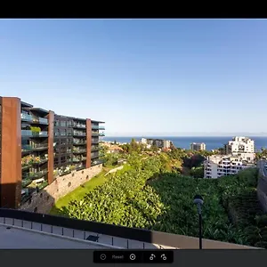 https://sun-spot.madeira-islandshotels.com