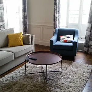 Mairie -appt 75m2 -3 Chbres Séparées Appartement